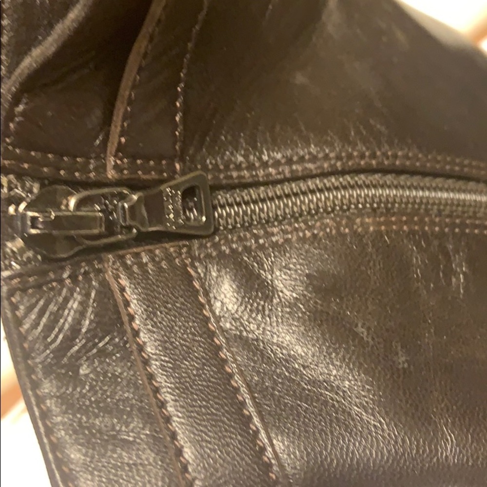 NWOT Prada Logo Brwn W Slvr Kitten Heel Lthr Boots - Picture 6 of 8
